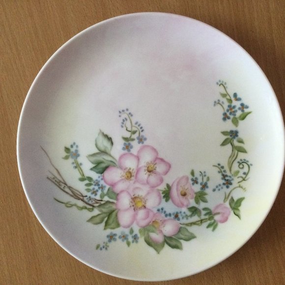 vintage hand painted porcelain plate pink flowers signed - Picture 1 of 5